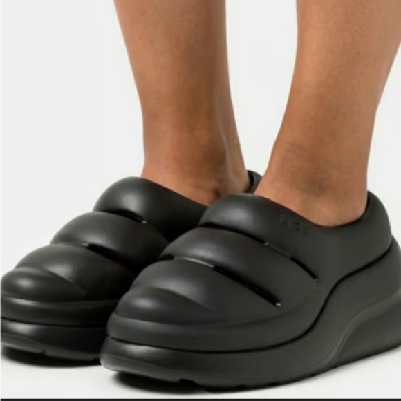 UGG Women K Sport Yeah Clog size 6 - Picture 9 of 10